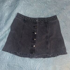 Stylish Black Denim Skirt